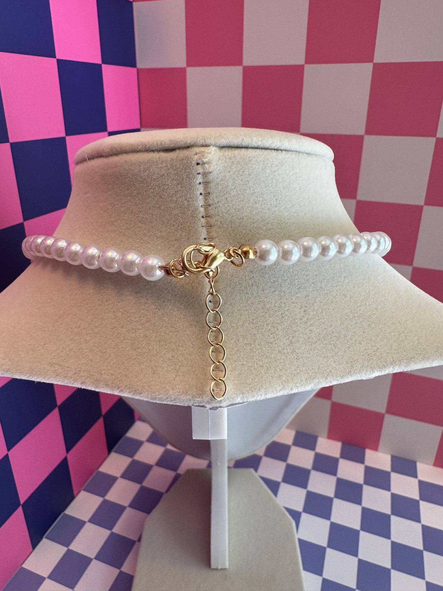 Pearl Bow Necklace