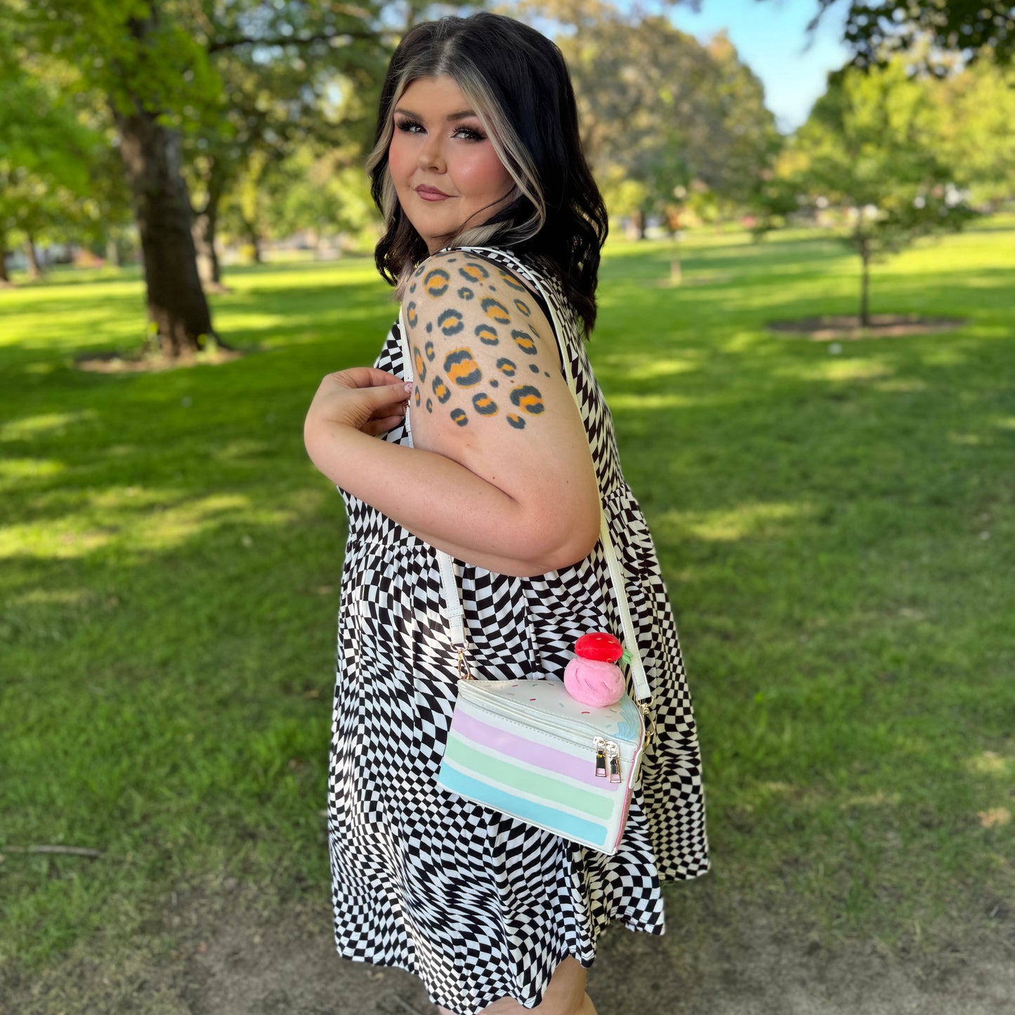 Shortcake Crossbody Cake Purse