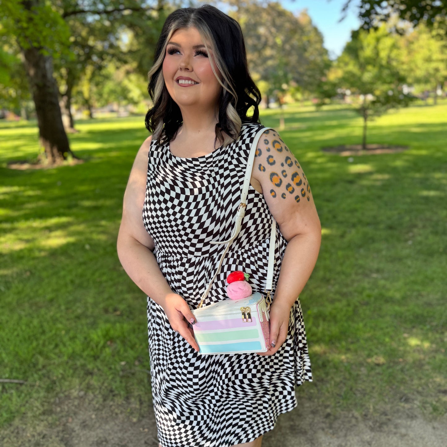 Shortcake Crossbody Cake Purse