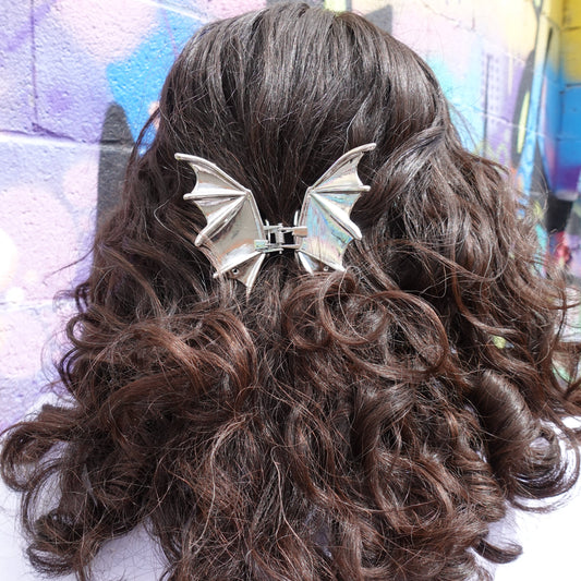 BAT HAIR CLAW (BLACK OR SILVER)