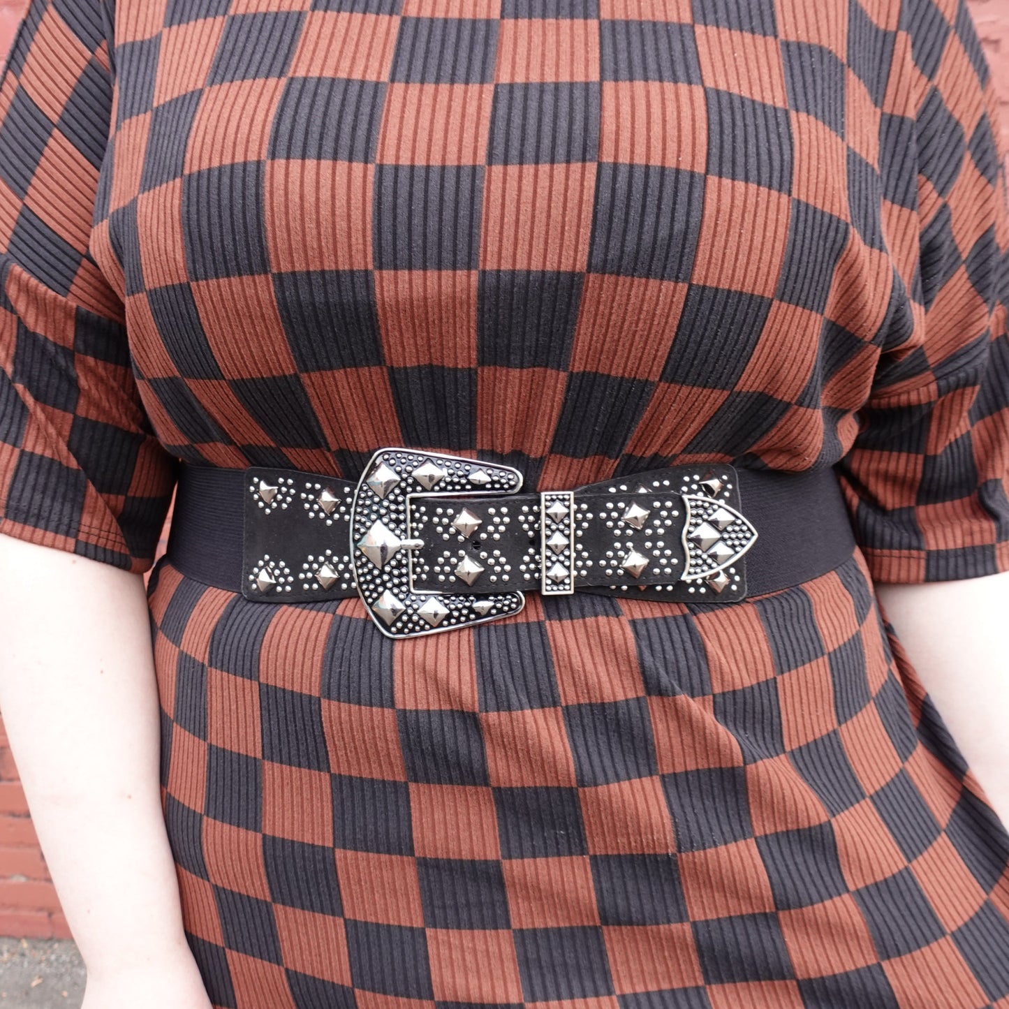 PLUS SIZE STUDDED STRETCH BELT