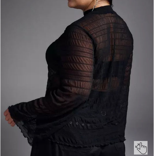 TORRID MESH BELL SLEEVE TOP 2X #99