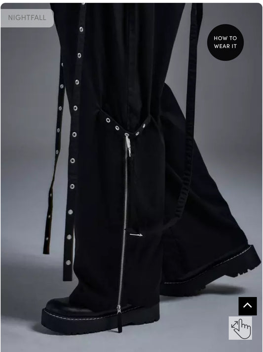 TORRID NIGHTFALL Cargo Pants with Silver Accents size 20 #98