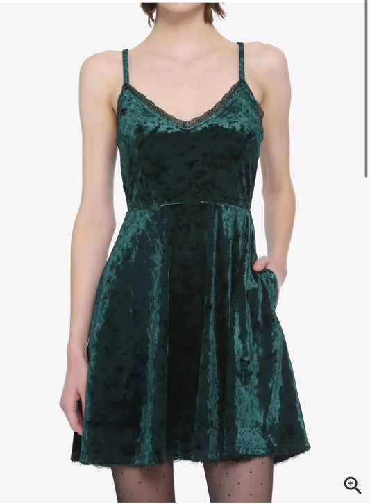 Hot topic Green Velvet Mini Dress 2X #93
