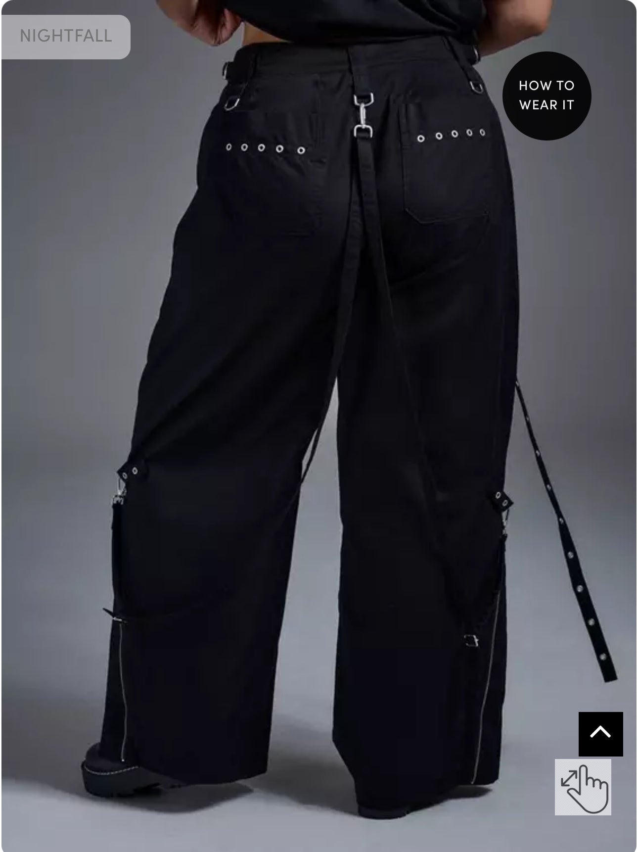 TORRID NIGHTFALL Cargo Pants with Silver Accents size 20 #98