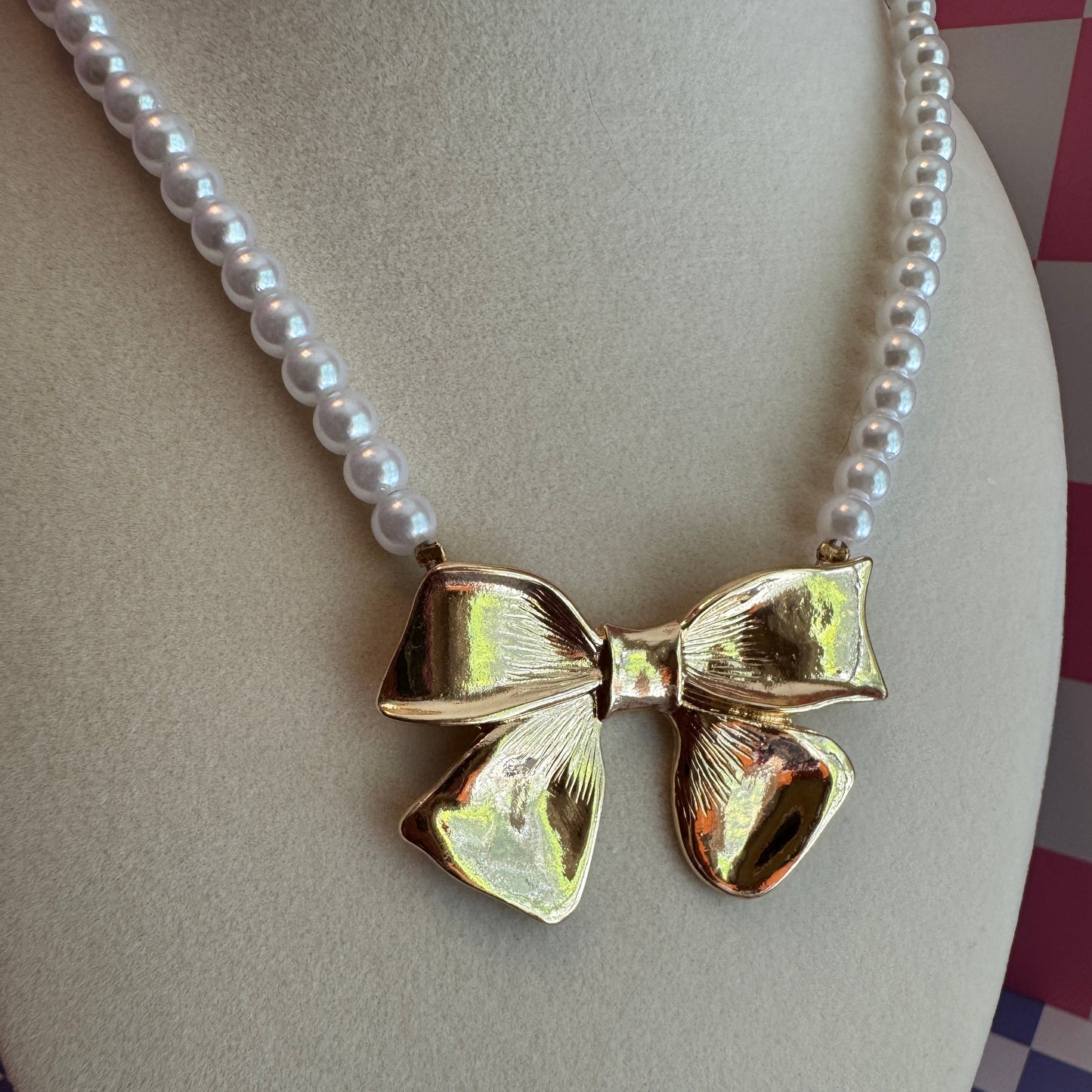 Pearl Bow Necklace