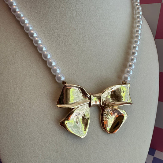 Pearl Bow Necklace