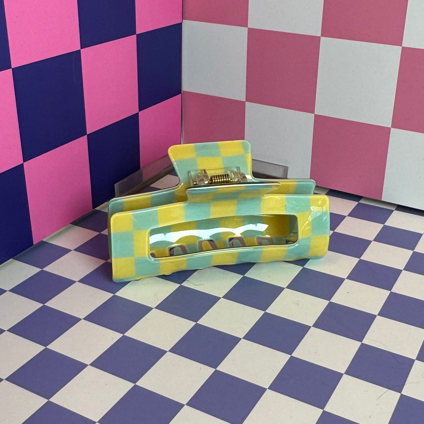 CHECKERED HAIR CLAW (6 COLORS!)