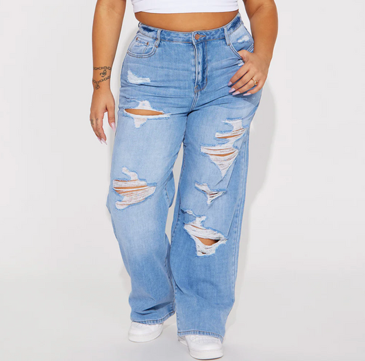 Distressed Wide Leg Jeans Size 22 - #17