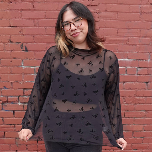 BLACK BOW PRINT MESH TOP